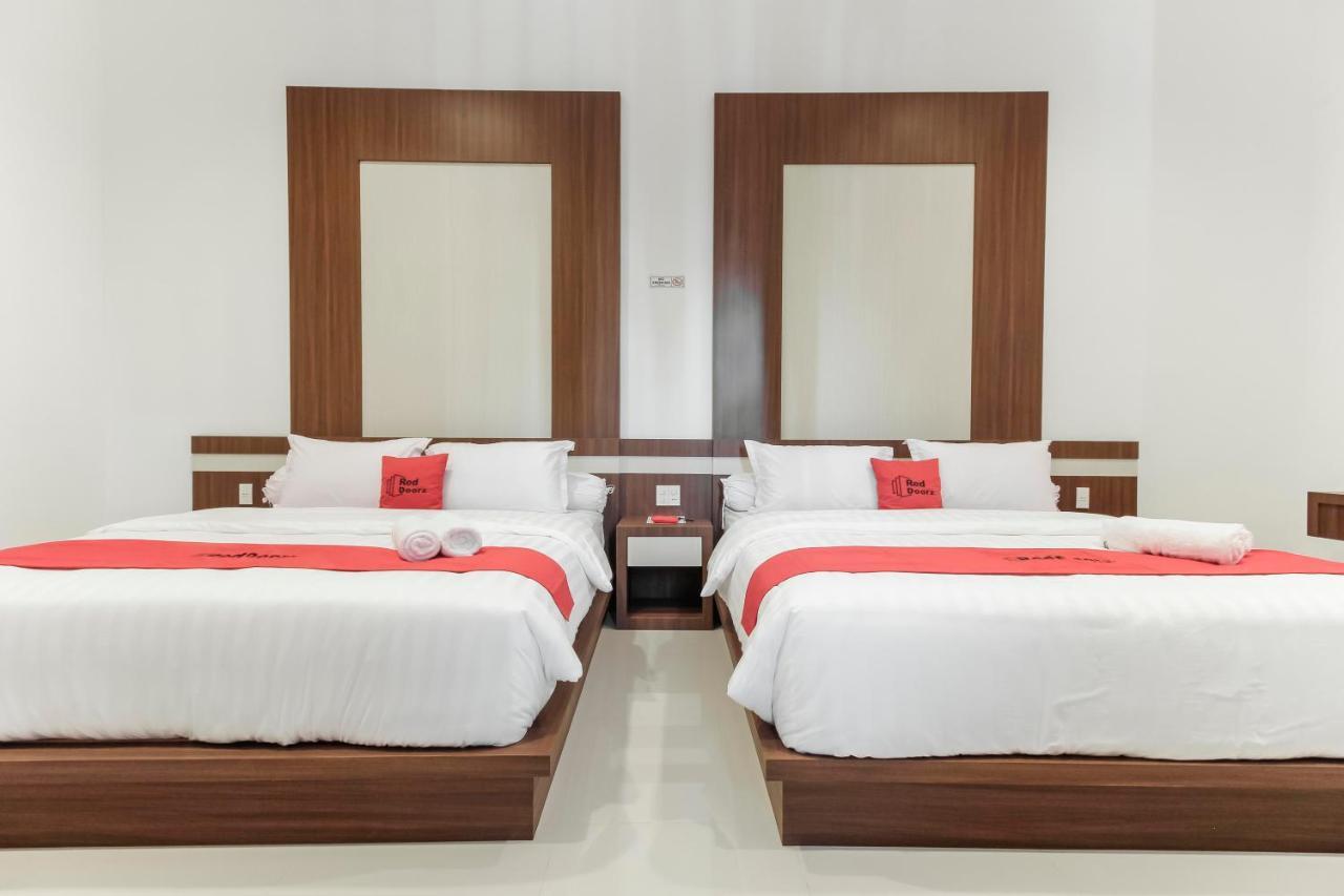 เรดดอร์ซ พรีเมียม แอต เซเตียบูดี เมดัน Hotel Sunggal ภายนอก รูปภาพ